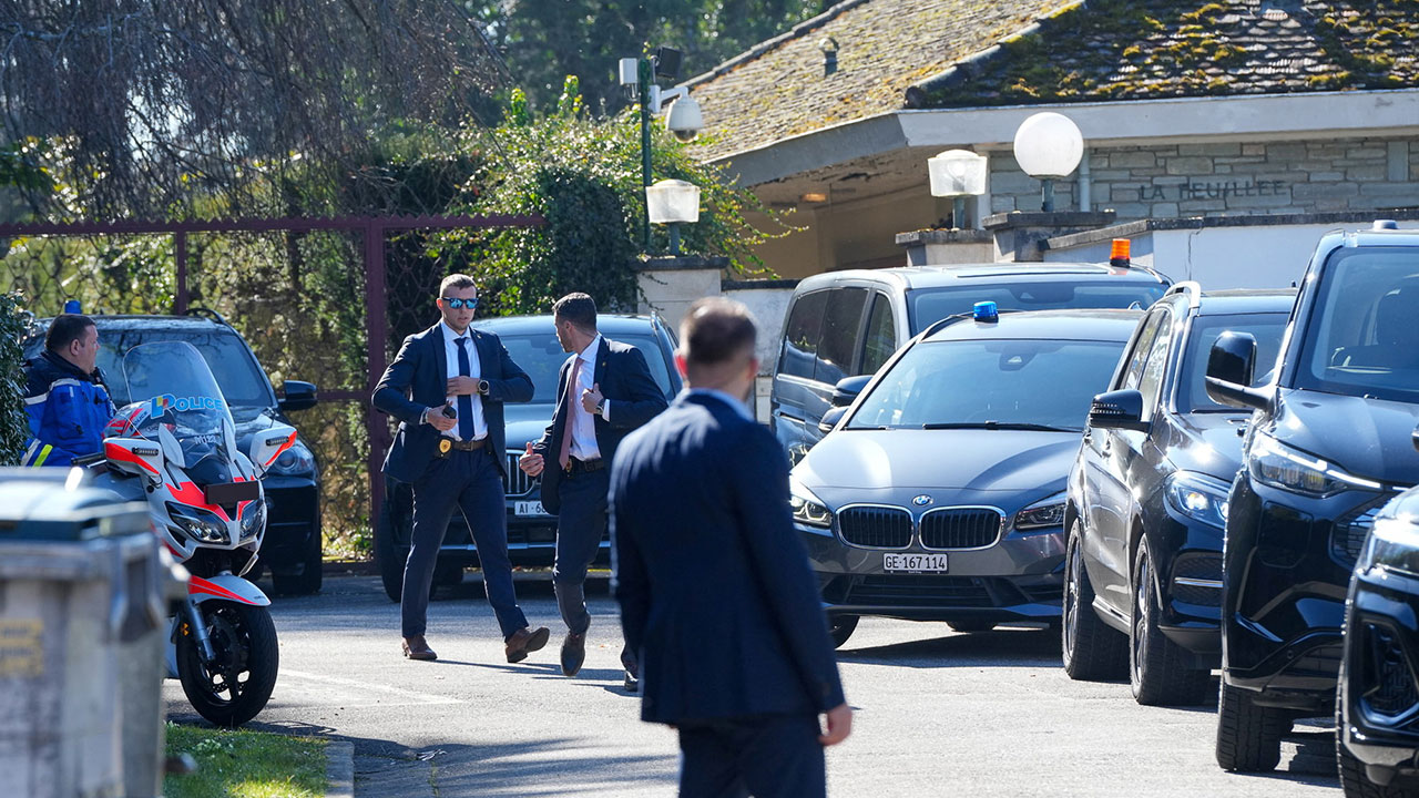 이란-미국 갈등: 핵 협상 결렬로 군사적 위기